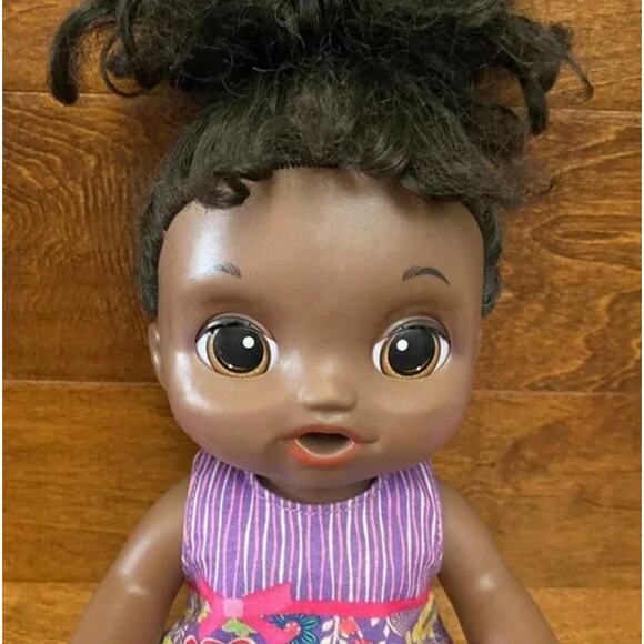BABY ALIVE Sweet Tears Black Baby - Picture 2 of 10